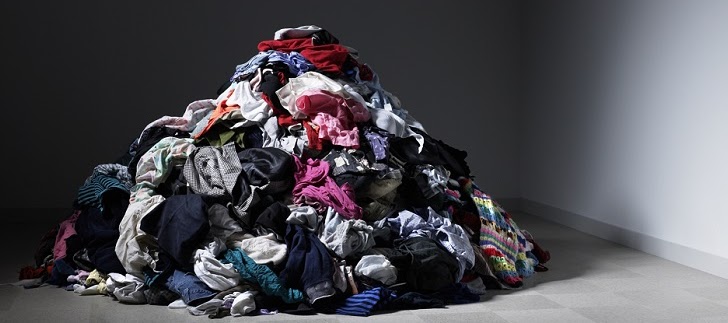 La Revolución del Fast Fashion: Impacto Ambiental y Social en la Industria de la Moda