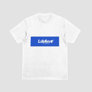 Camiseta blanca con logo azul de Libfin y lema "Juntos transformamos hábitos", edición oficial de Libertad Financiera.